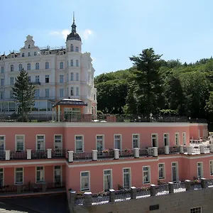 **** Hotel Bristol Georgy House Czechy